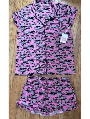 Emme Jordan M Pink Camouflage Pajama Set